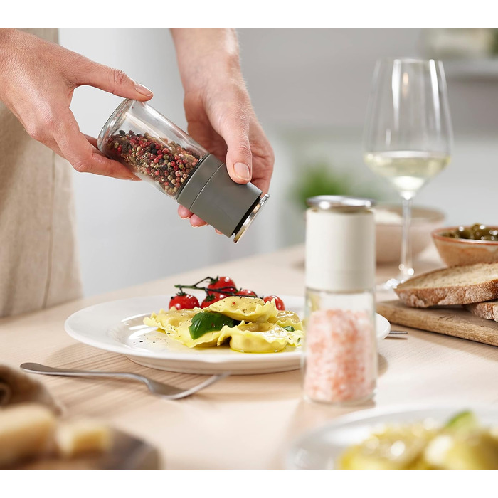 Млин для солі та перцю, набір 2 предмети, чорний/сірий Duo Joseph Joseph