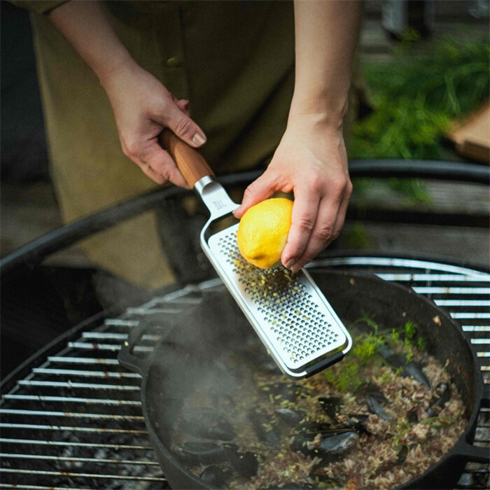 Терка Fiskars Norden дрібна (1065245)