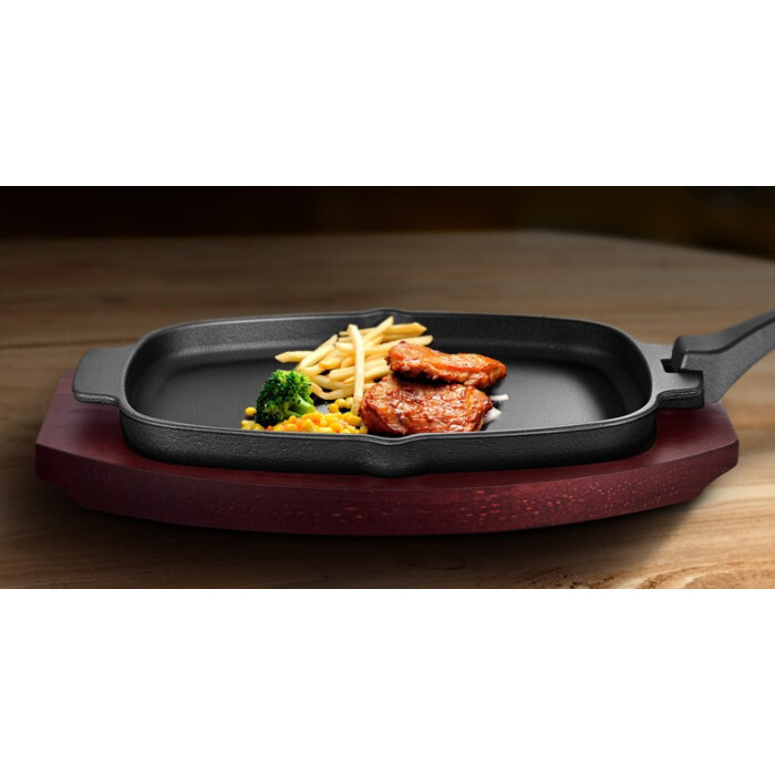 Чавунна сковорода зі знімною ручкою і підставкою 33,5х21 см GRILLI 777201 Код: 012734