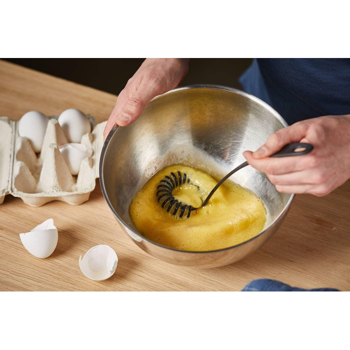 Вінчик спіральний Fiskars Essential 35,5 см (1065596)