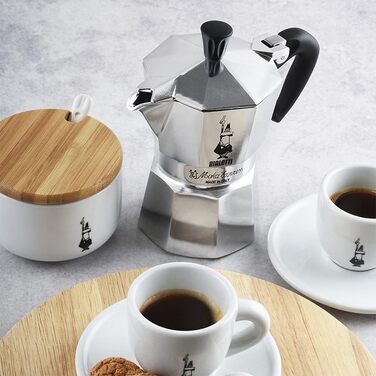 Кавоварка гейзерна 810 мл на 18 чашок Moka Express Bialetti