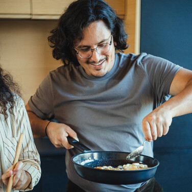 Сковорода Fiskars Hard Face 28 см (1075520)