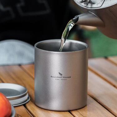 Титановая чашка с двойными стенками и крышкой 350 мл. Voyage A-Ti3022D