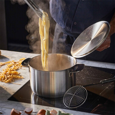 Кастрюля Fiskars All Steel 5 л матовая (1064752)