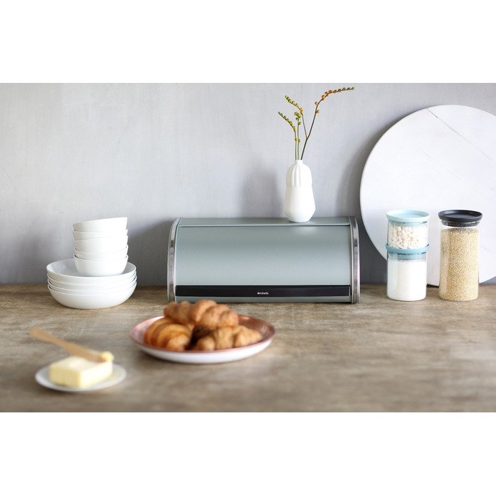 Хлібниця зі зсувною кришкою 27 х 44,8 х 17,5 см м'ятний металік Brabantia