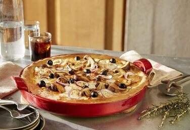 Глибоке блюдо для піци 30,5 см, бордове Emile Henry