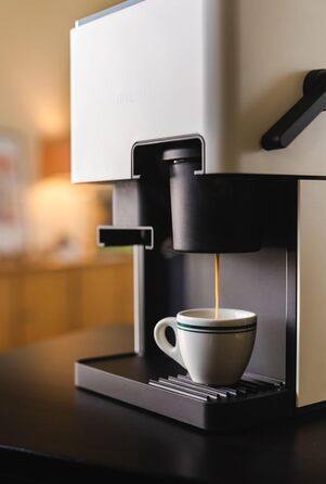 Кофемашина полуавтоматическая CUBE 4102 Nivona