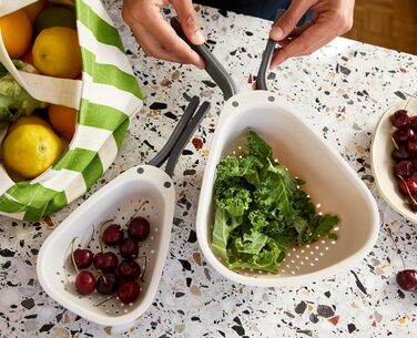 Друшляк зі складними ручками, великий Droplet Joseph Joseph