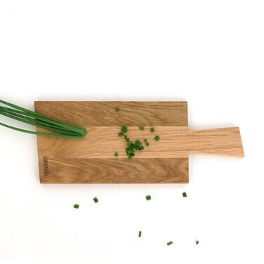 Обробна дошка з ручкою, дуб 34,5 х 14 см Continenta