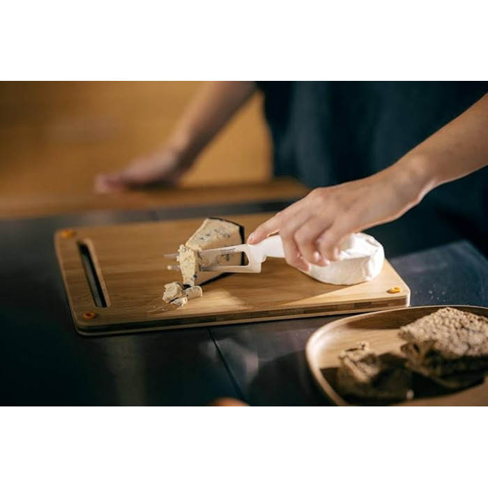 Ніж для м'якого сиру Fiskars Functional Form  (1015987)