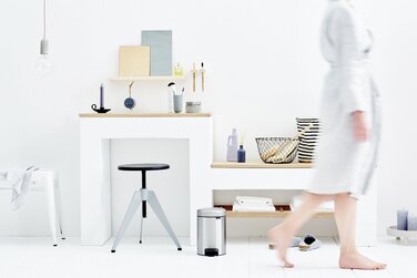 Сміттєвий бак з педаллю 3 л безшумний матова сталь NewIcon Brabantia