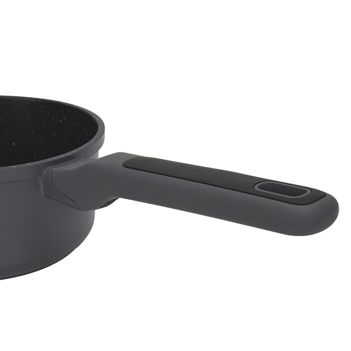 Ковш Fissman 16x8,5 см/1,4 л EVOLUTION со стеклянной крышкой литой алюминий с антипригарным покрытием (14583)