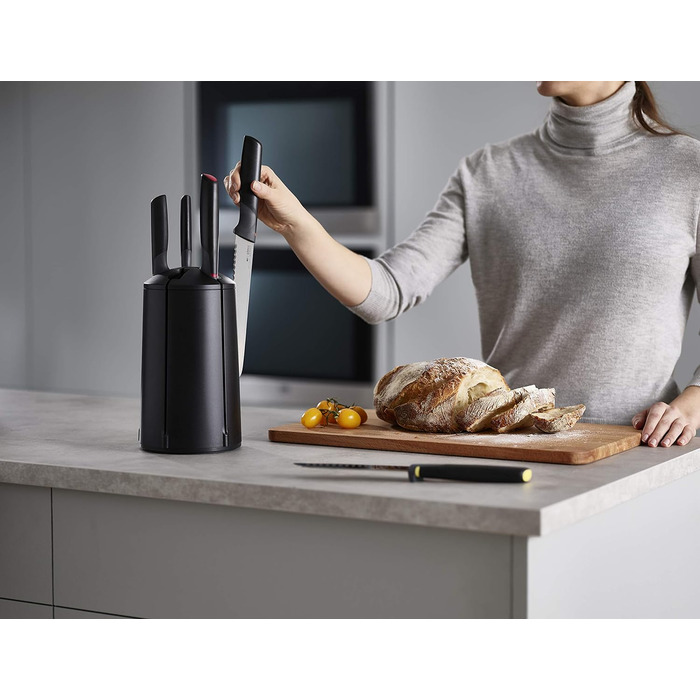 Набір ножів, 5 предметів з підставкою, чорний Elevate Carousel Joseph Joseph