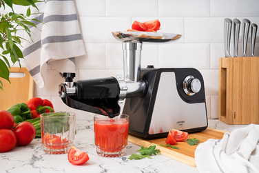 ARDESTO М'ясорубка, 1700Вт, продук.-1.6кг/хв, 2 решітки + для ковб., кеббе, насадка для томатів, пластик+метал, чорно-сріблястий