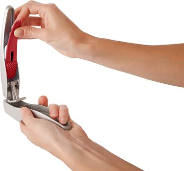 Практичний прес для великих зубчиків часнику, також з лушпинням. У тому числі інструмент для чищення Susi 3 Garlic Press Single, 12150 Susi 3