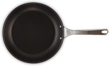 Сковорода 26 см з антипригарним покриттям 3-ply Plus Le Creuset