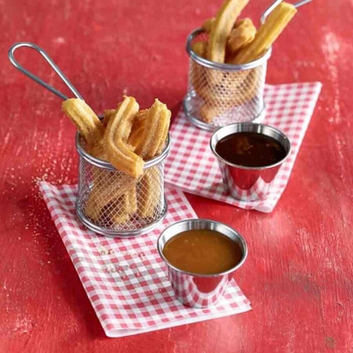 Жиронепроницаемая бумага 25х20 см, клетка, красная, GenWare