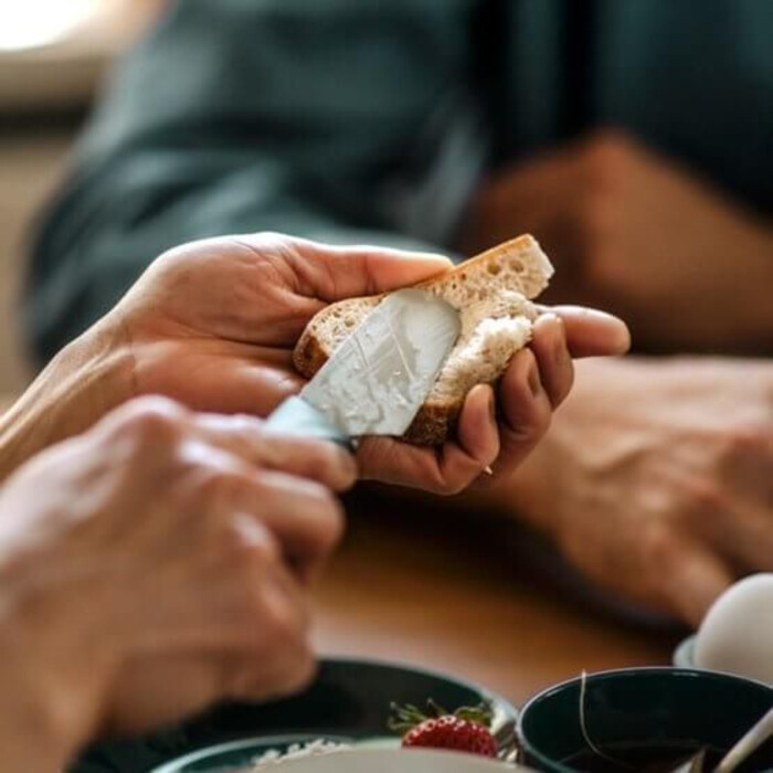 Нож для масла Fiskars Functional Form (1057546)