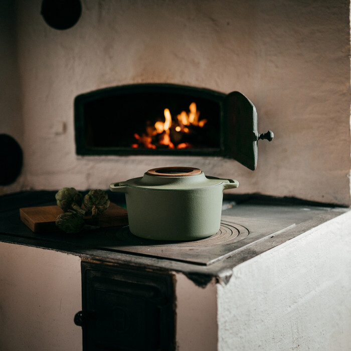 Каструля чавунна Fiskars Norden 4л колір кропива (1071128)