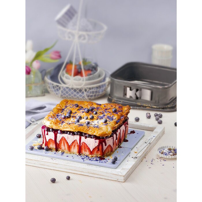 Рознімна форма для випічки квадратна 24 x 24 см La Forme Plus Kaiser