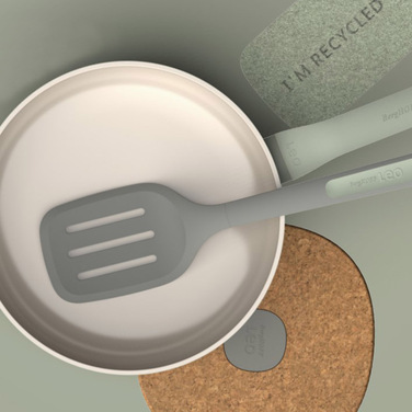 Сковорода для омлета з антипригарним покриттям BergHOFF LEO BALANCE Moonmist, діам. 25 см