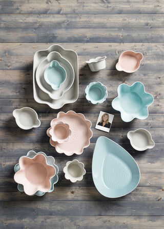 Миска 25 см, рожева Sagaform