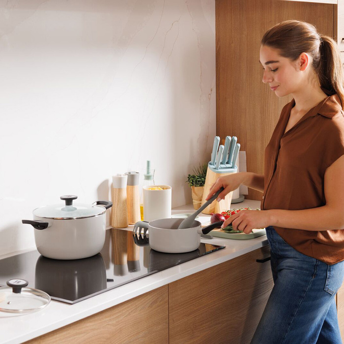 Ківш з антипригарним покриттям 18 см, 1,9 л LEO GLINTS SPIRIT BergHOFF