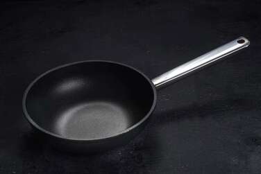 Сковорідка (індукція) АМТ Sauteuse 24 см, h-6 см I-624-E-Z4