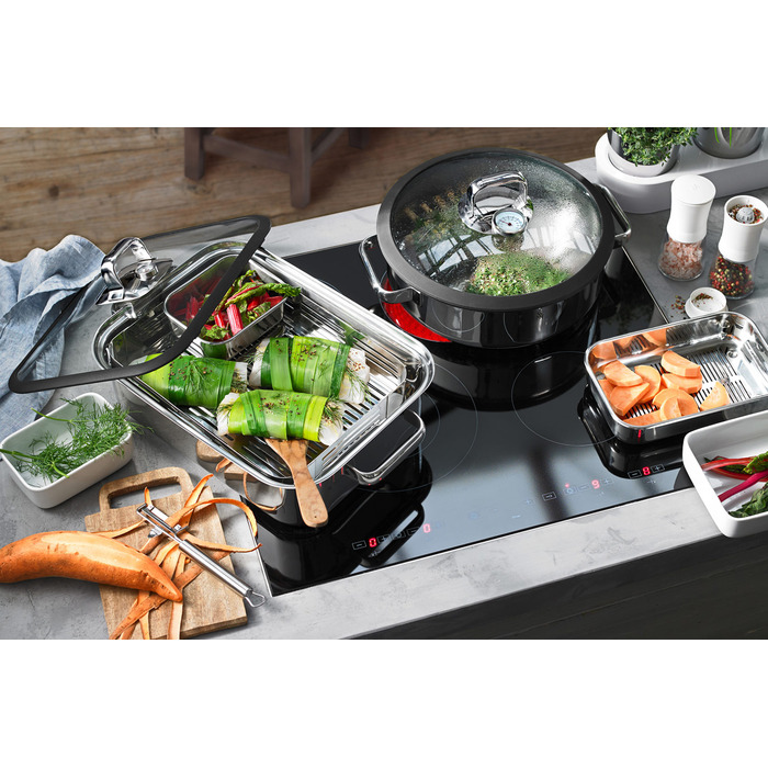 Жаровня кругла з кришкою і паровою корзиною 28 см Vitalis WMF