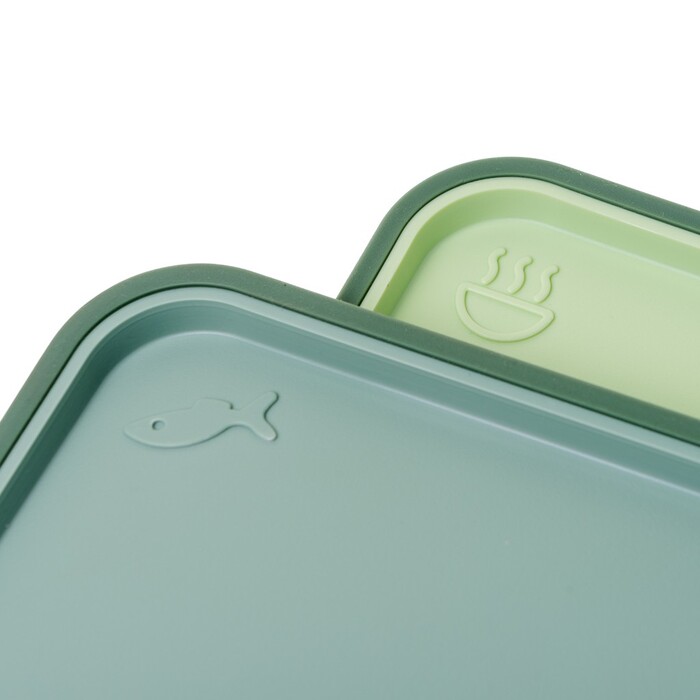 Набір з 2-х обробних дощок 38 х 28 см на підставці Fissman