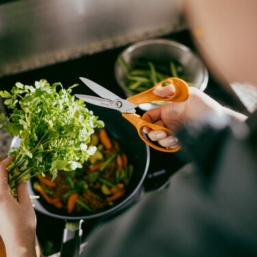 Ножиці кухонні Fiskars Classic 18 cм (1075051)