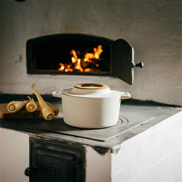 Каструля чавунна Fiskars Norden 4л колір береза (1071127)