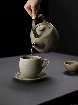 Заварювальний чайник 2 л Bonsai NESUTO ASA-Selection