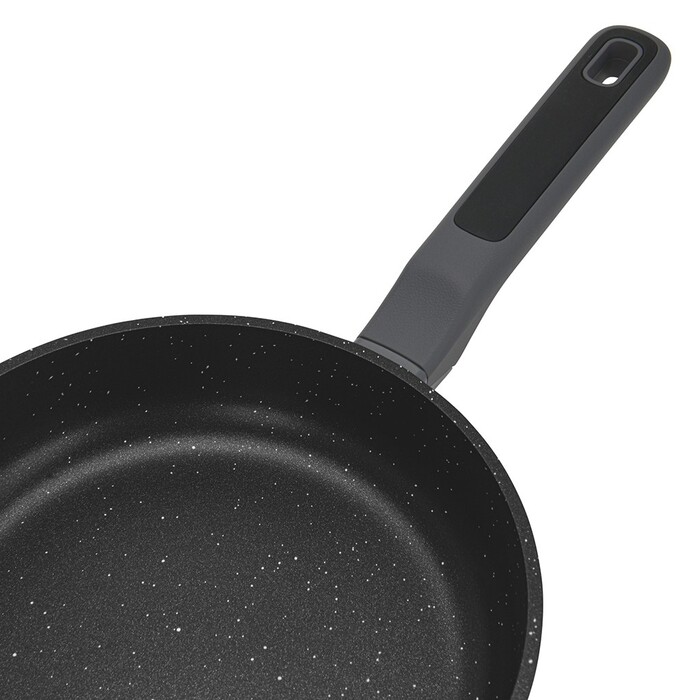 Сковорода для жарки Fissman 22x5,5 см TITANIUM PRO литой алюминий с антипригарным покрытием (14588)