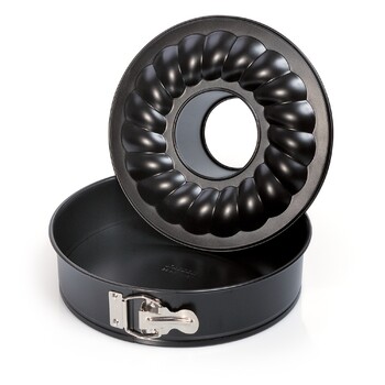 Форма для випічки рознімна 26 cм з трубчастим дном, чорна Kaiser