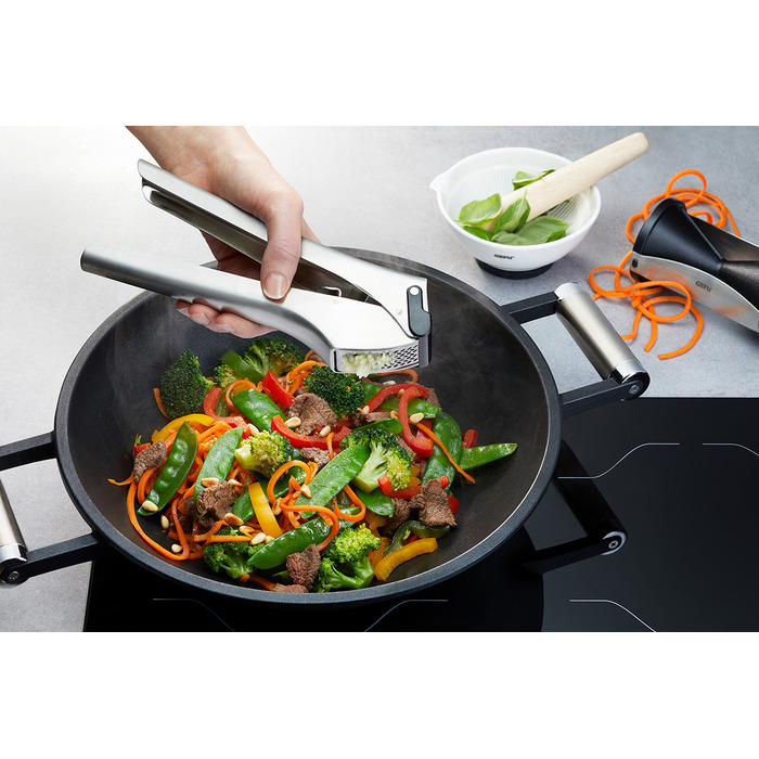 Прес для часнику Garlico Gefu