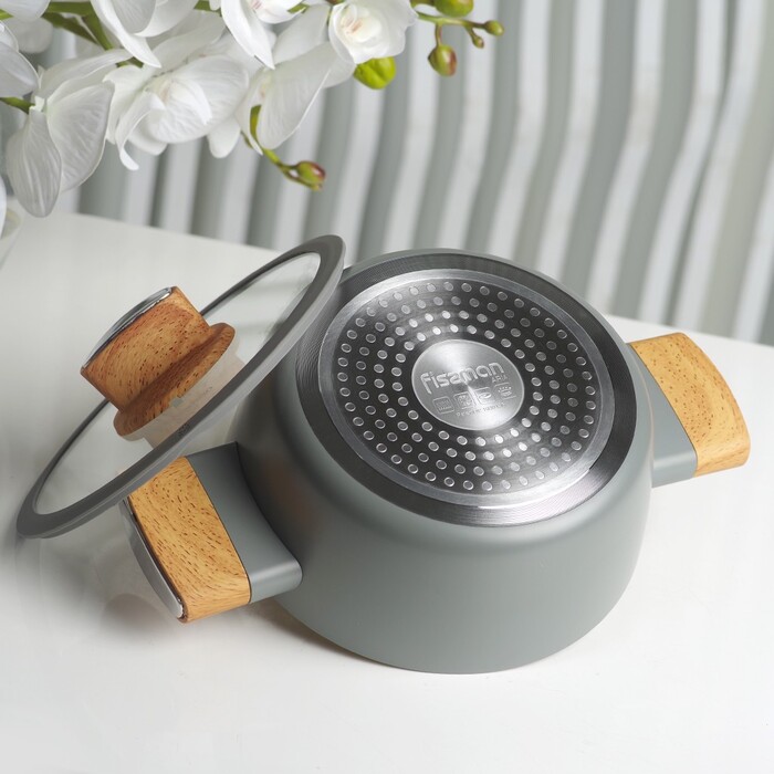 Кастрюля со стеклянной крышкой 20 см 2,24 л ARIA Fissman