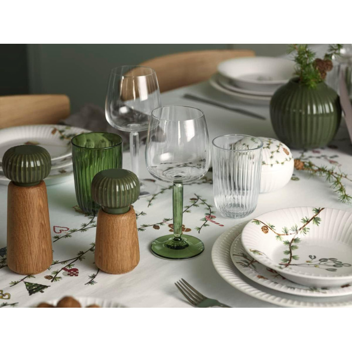 Тарілка 27 см, біла з акварельним розписом Christmas Hammershøi Kähler