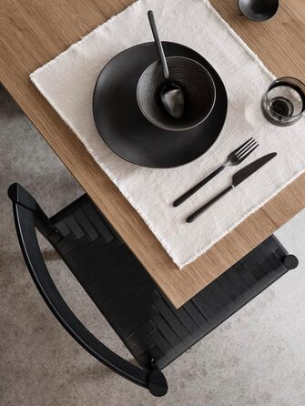 Обідня тарілка 26 см темно-коричнева Kumi Blomus