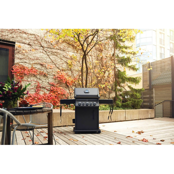 Газовый гриль Napoleon Phantom Rogue SE 425, c задней и боковой Sizzle Zone конфорками, черный мат RSE425RSIBPK-1-PHM Код: 011760