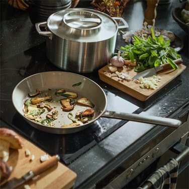 Сковорода Fiskars Norden 28 см с минеральным покрытием (1067633)