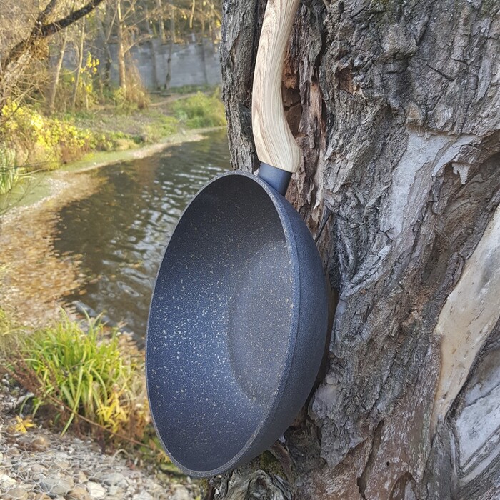 Сковорідка ВОК Fissman BLACK COSMIC 24x7 см (4344)