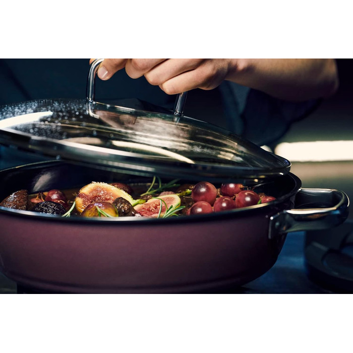 Сковорода для тушкування 28 см зі скляною кришкою, рожевий кварц Fusiontec Mineral WMF