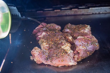 Планча з нержавіючої сталі для газових грилів Napoleon Rogue 525/Prestige/Pro/700 Series 56094 Код: 013230