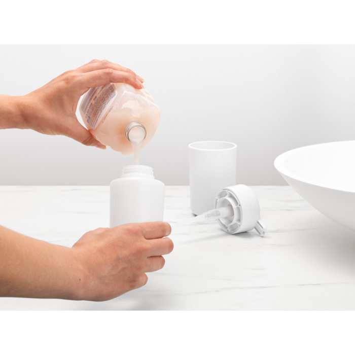 Диспенсер для мила