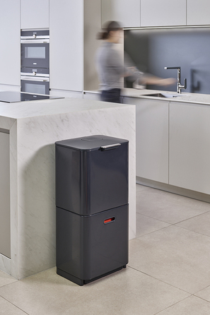 Контейнер для сміття з двома баками 60 л графіт Totem Compact Joseph Joseph