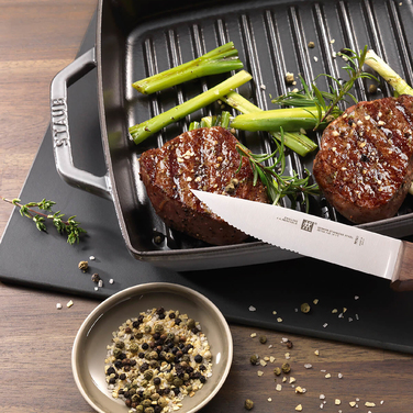 Сковорода гриль квадратна з двома ручками 23 см Black Staub