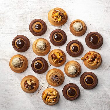 Форма для випічки на 12 мафінів 38 x 27 см Inspiration Kaiser