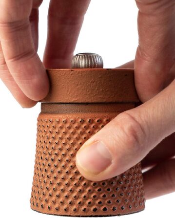 Ручная мельница для перца, классическая регулировка помола, Высота чугун, 35402 (8 см, одинарная, оранжевая)