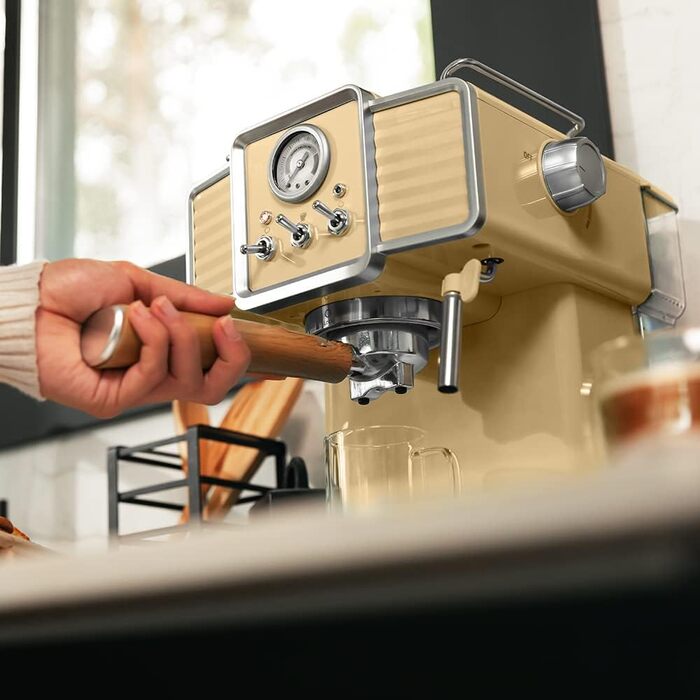 Кавомашина 1350 Вт, 20 бар Power Espresso 20 Tradizionale Light Yellow Cecotec